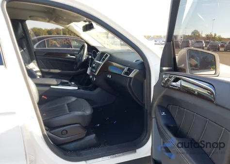 2015 Mercedes-Benz Gl 450 4Matic z USA, uszkodzony, nr VIN 4JGDF6EE9FA513978